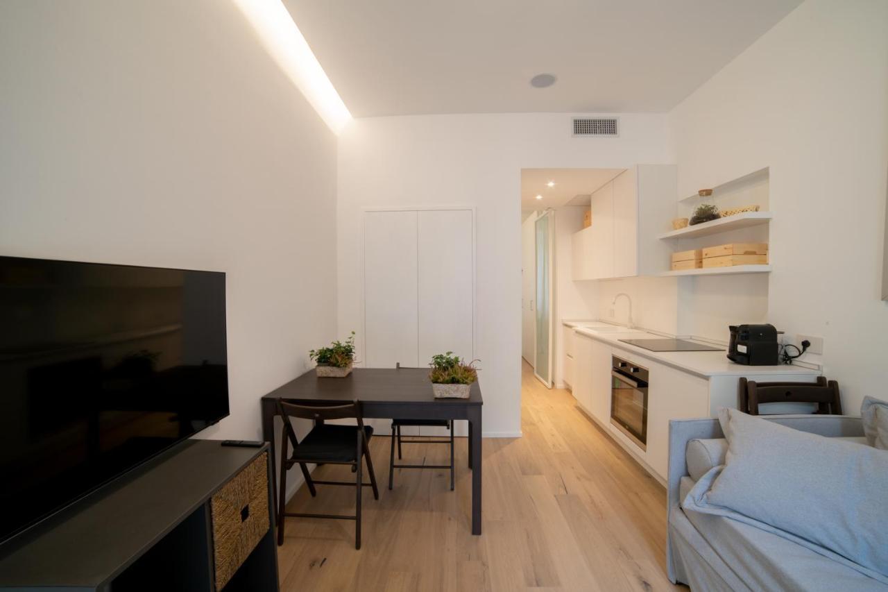 Navigli-Centro-Universita, Amazing New Apartment มิลาน ภายนอก รูปภาพ