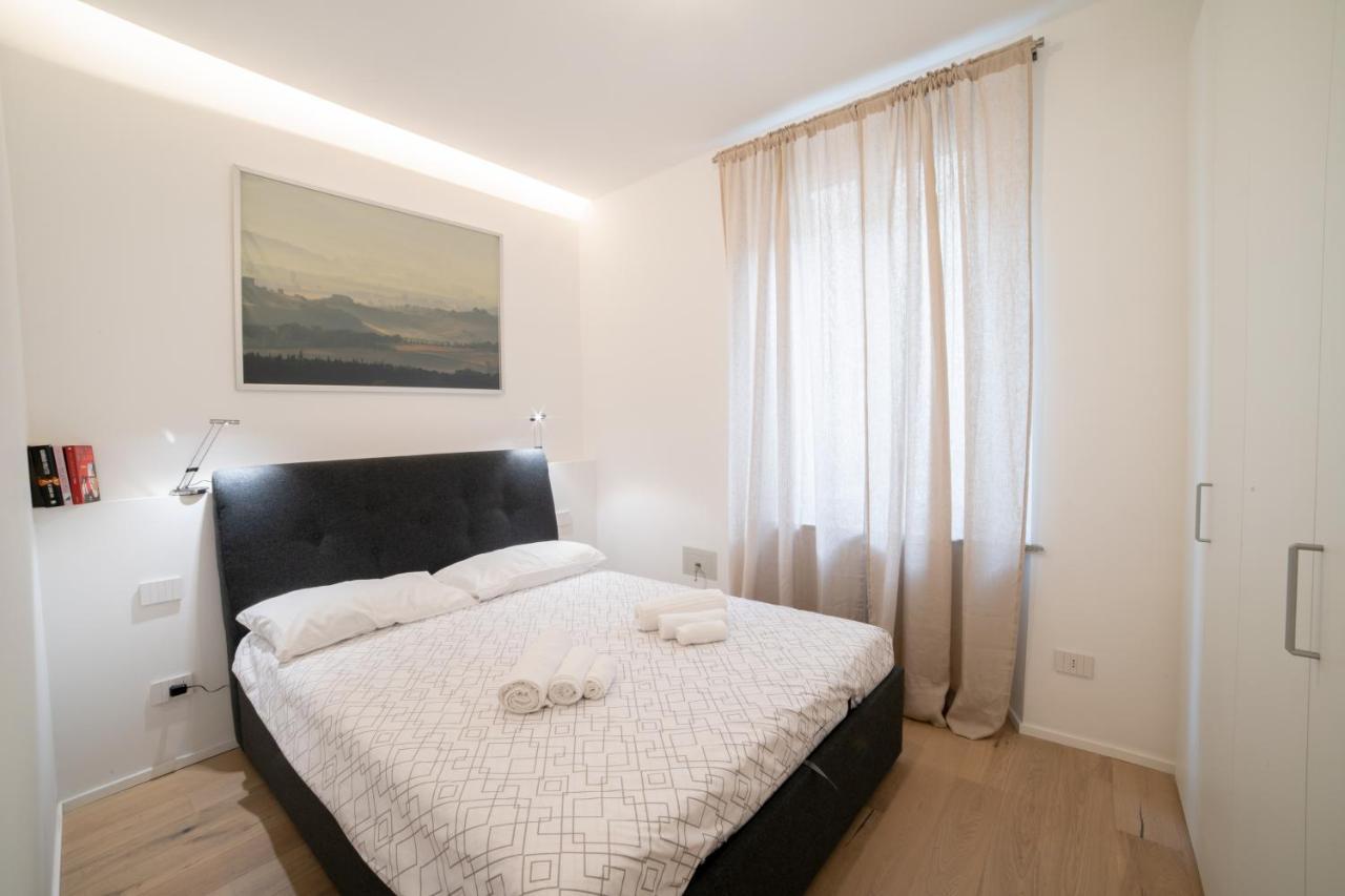 Navigli-Centro-Universita, Amazing New Apartment มิลาน ภายนอก รูปภาพ